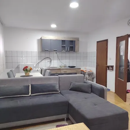 Fili 1 Apartment Cuprija Exterior photo